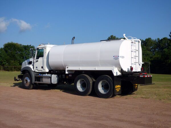 4,000 gallon water truck for sale custom manufactured by ledwell