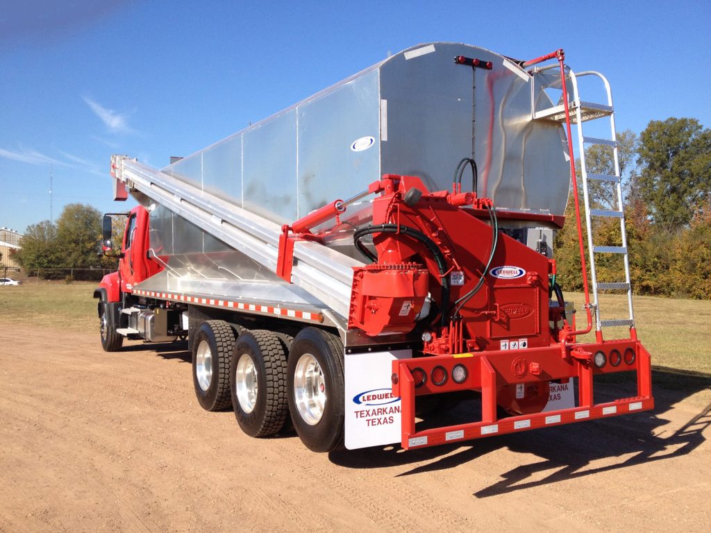 Bulk Feed Truck | Paddle Wagon Truck by Ledwell