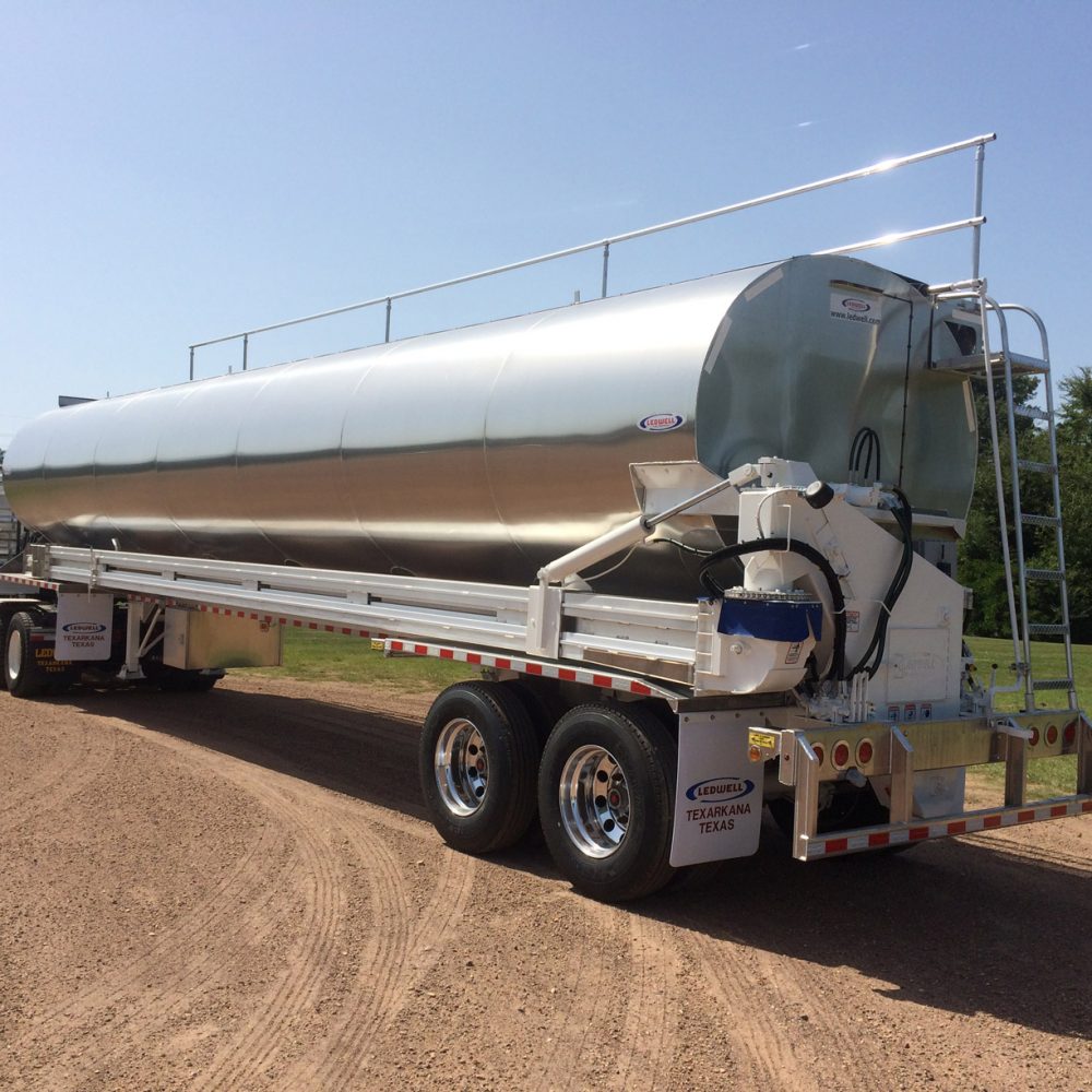 Drop Deck Feed Trailer | Ledwell Bulk Haul Feed Trailers