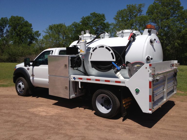 Portable Toilet Service Truck for Sale Restroom Truck by Ledwell