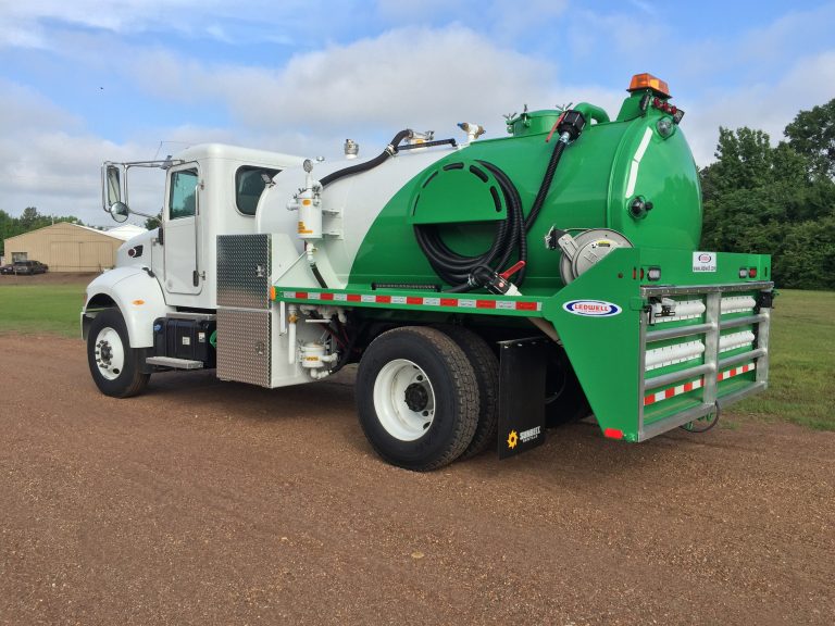 Portable Toilet Service Truck for Sale Restroom Truck by Ledwell