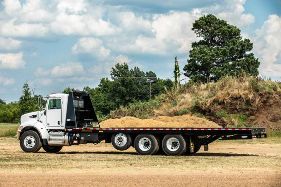Tandem Axle Transport Truck Ledwell's HydraTail Truck