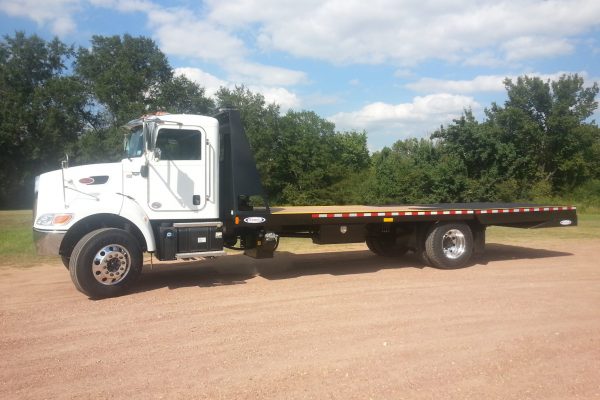 Hydratail Trucks - Ledwell - Custom Truck Bodies, Trailers, and Parts